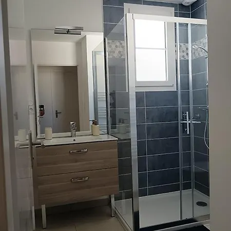 New 4 House Ac 300 M From The 100 M From The Market