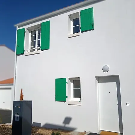 Ferienhaus New 4 House Ac 300 M From The 100 M From The Market